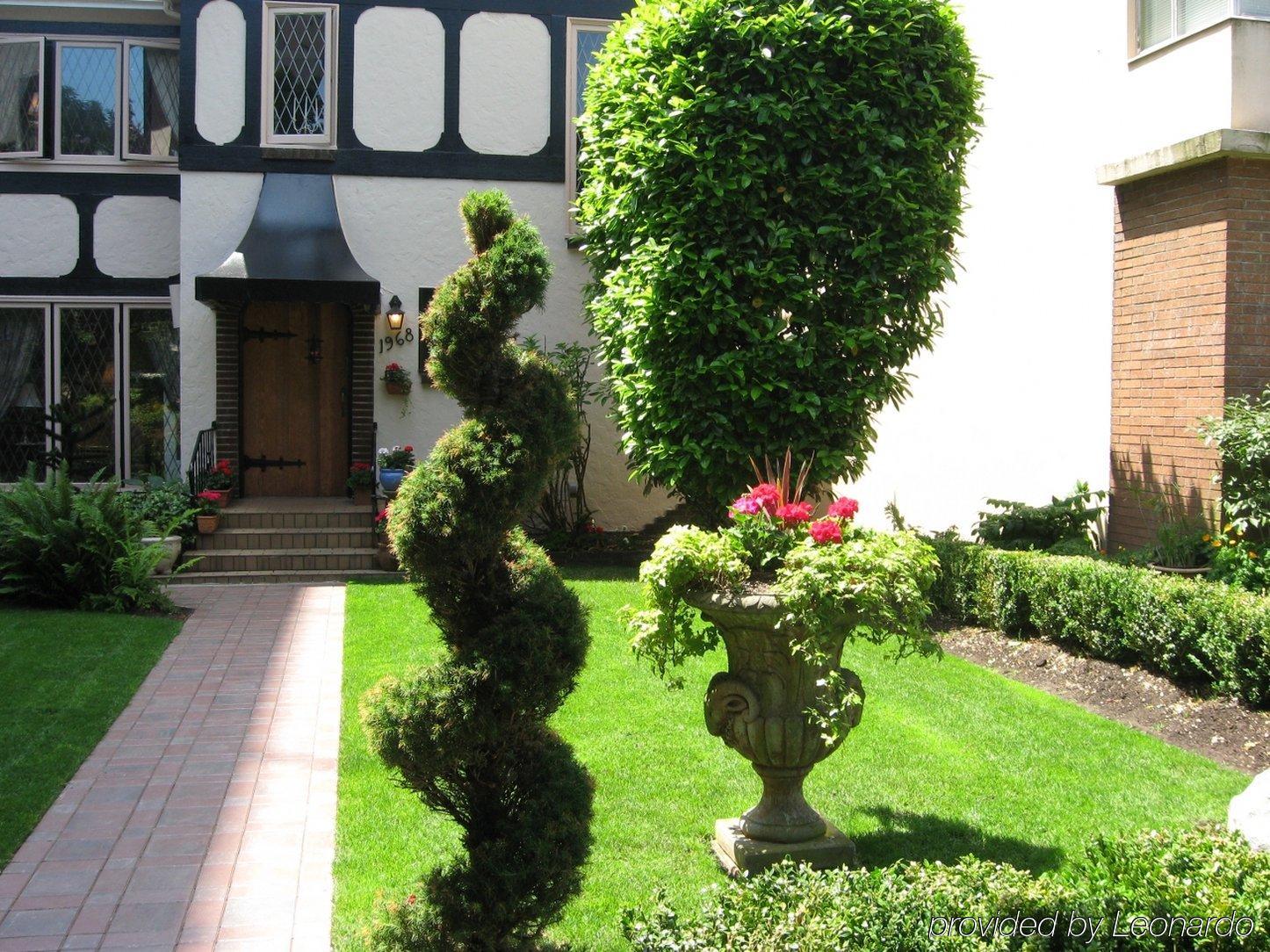 The English Bay Inn لانغلي المظهر الخارجي الصورة